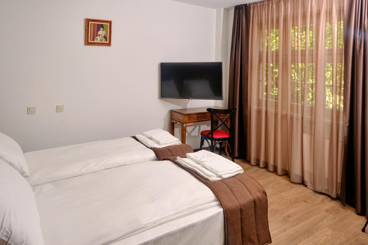 Hotel Splendid Pleven Buitenkant foto