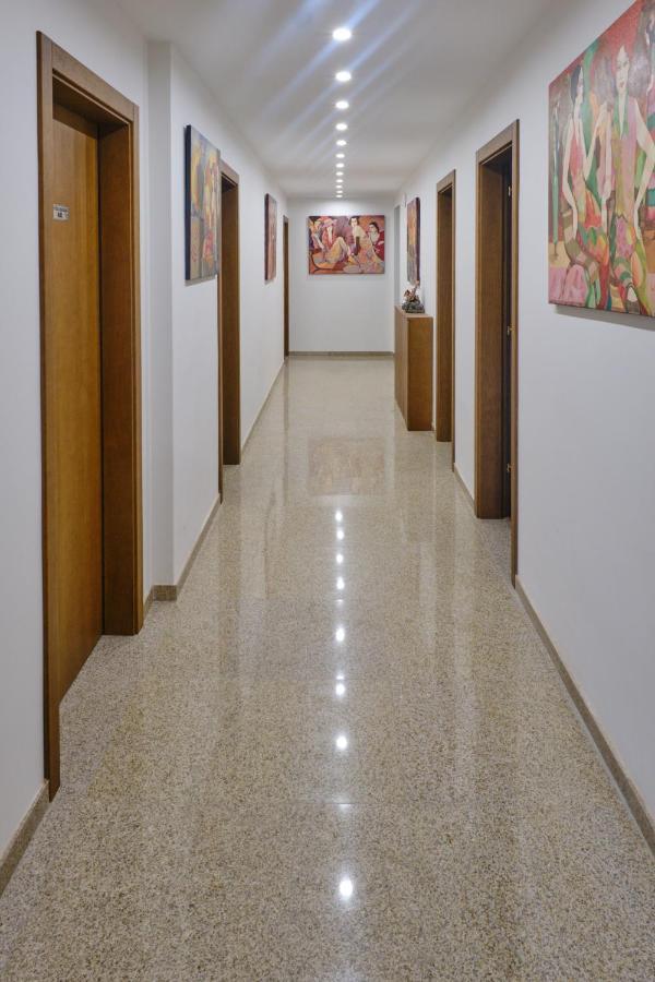 Hotel Splendid Pleven Buitenkant foto