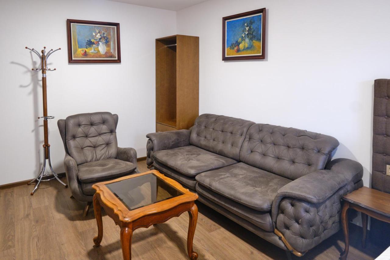 Hotel Splendid Pleven Buitenkant foto