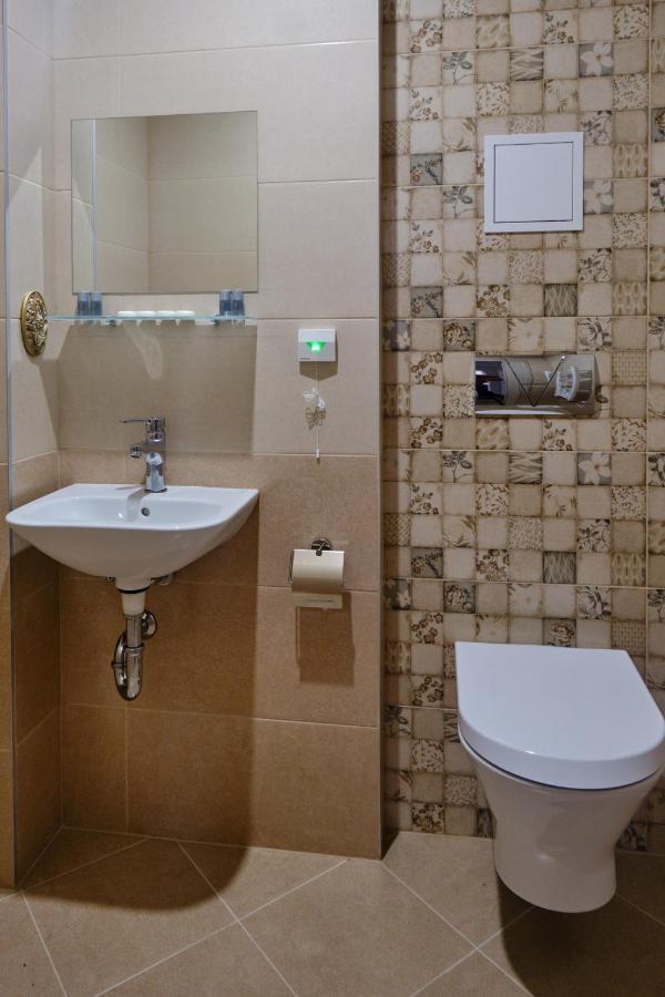 Hotel Splendid Pleven Buitenkant foto