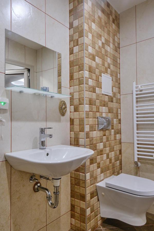 Hotel Splendid Pleven Buitenkant foto