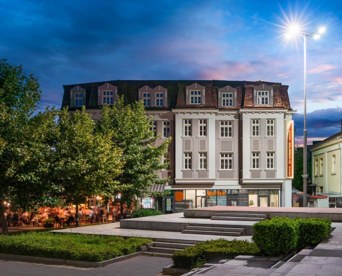 Hotel Splendid Pleven Buitenkant foto